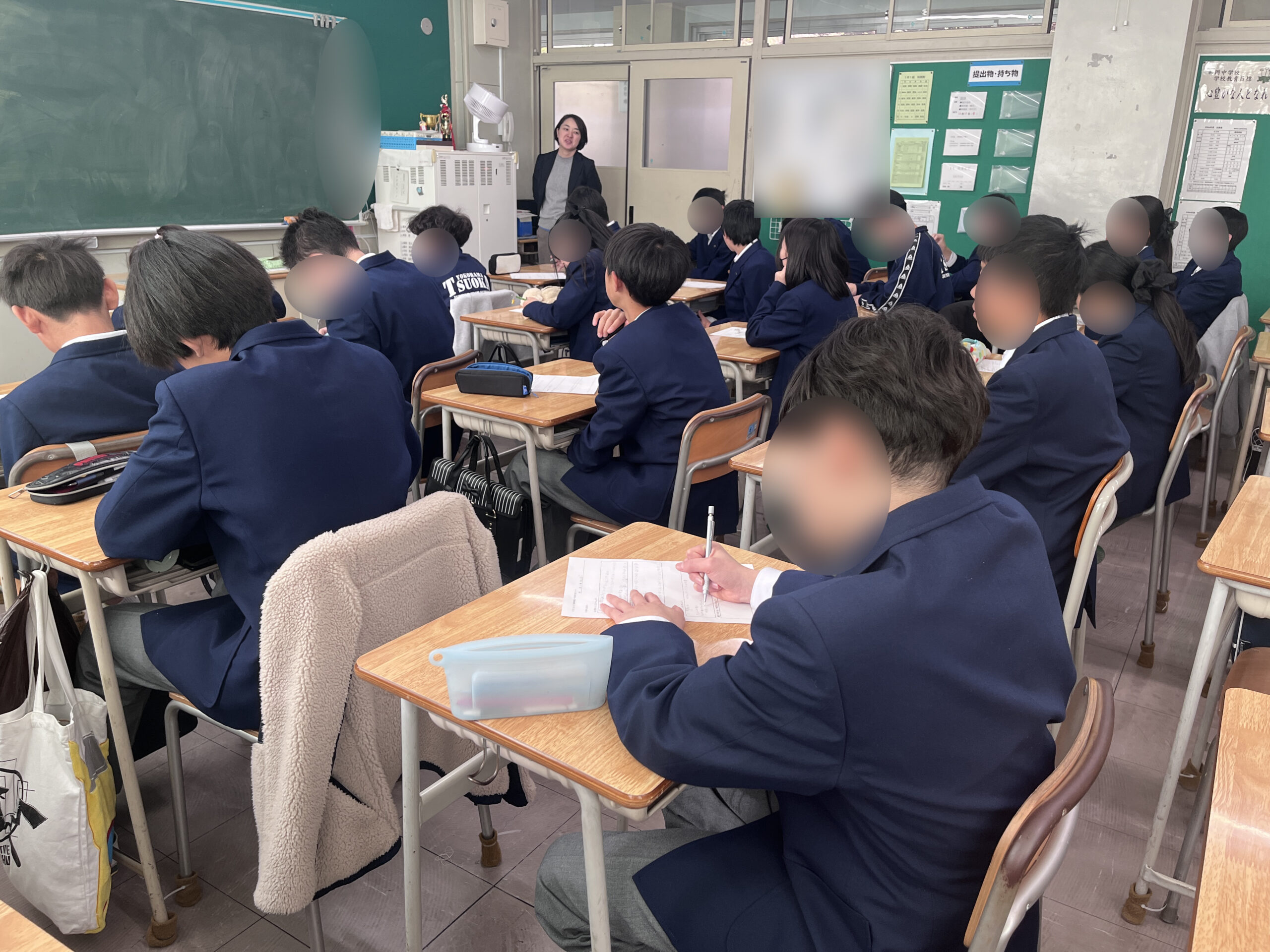 横浜市立都岡中学校職業講話中の様子